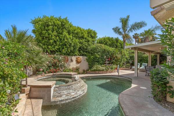 33 Florentina DR, Rancho Mirage, CA 92270