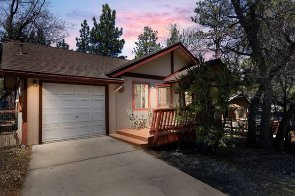 780 Holmes LN, Sugarloaf, CA 92386