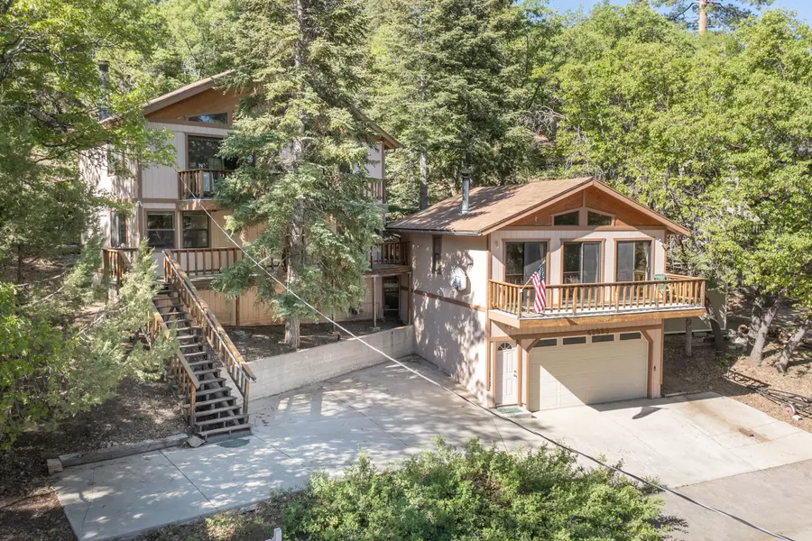 43529 Primrose DR, Big Bear Lake, CA 92315