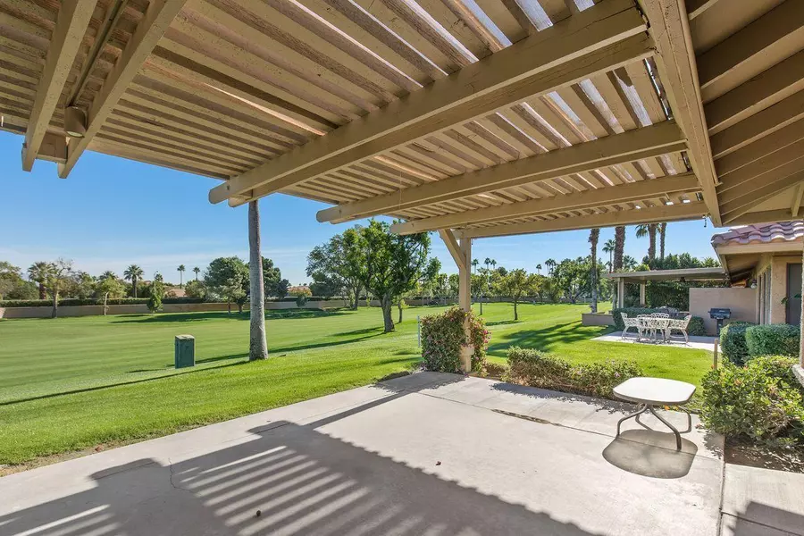 41150 Woodhaven DR E, Palm Desert, CA 92211