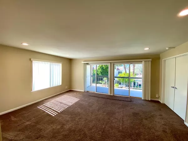 Palm Springs, CA 92262,413 E Via Escuela #624