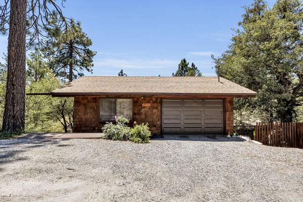 54369 Jameson DR, Idyllwild, CA 92549