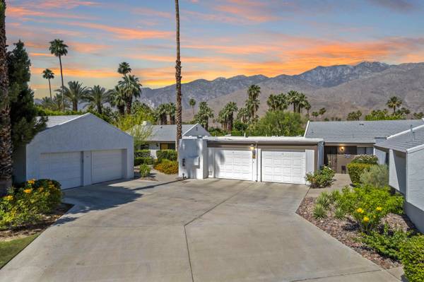 1711 Capri CIR, Palm Springs, CA 92264