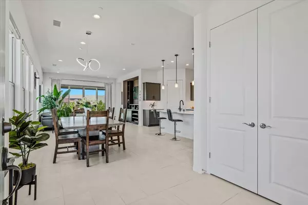 Rancho Mirage, CA 92270,32 Semillion