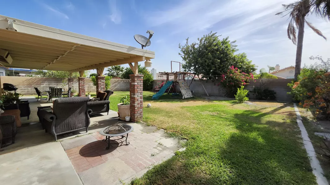 30376 Avenida Ximino, Cathedral City, CA 92234