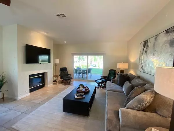 Palm Desert, CA 92211,678 Vista Lago CIR N