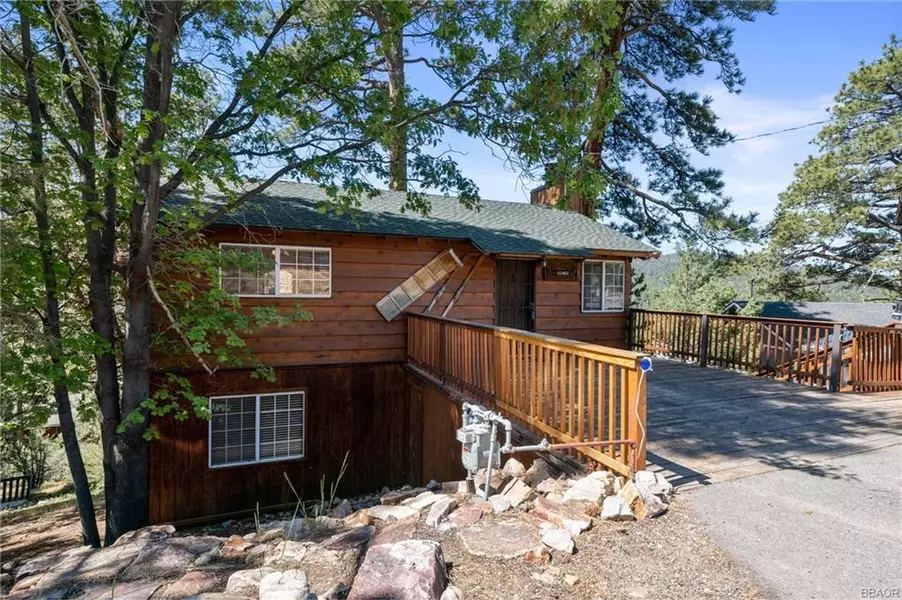 43466 Sheephorn RD, Big Bear Lake, CA 92315