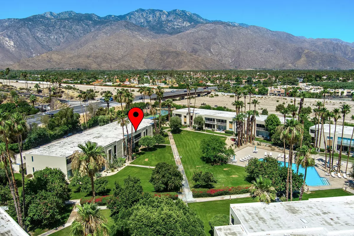 Palm Springs, CA 92264,455 Desert Lakes DR