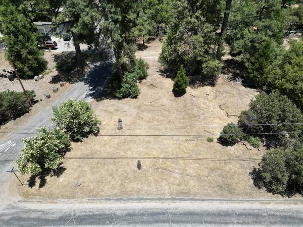 27010 Saunders Meadow RD, Idyllwild, CA 92549