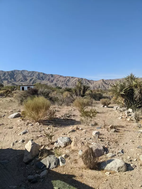 Morongo Valley, CA 92256,51150 Mecca RD