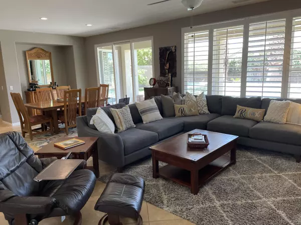 La Quinta, CA 92253,60880 Azul CT