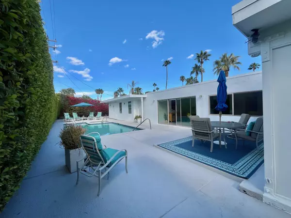 301 N Farrell DR, Palm Springs, CA 92262