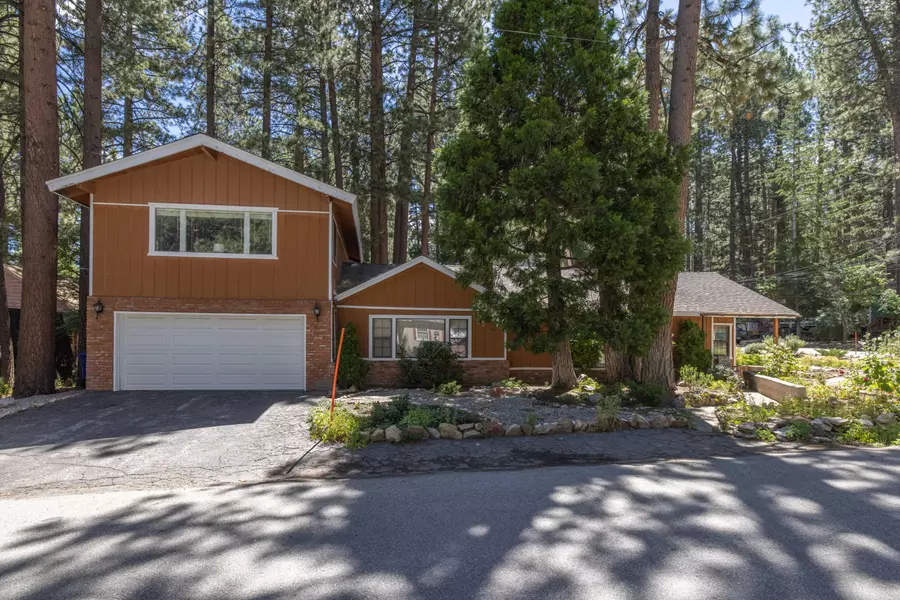 42698 La Placida AVE, Big Bear Lake, CA 92315