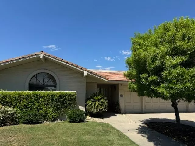 3 Park LN, Rancho Mirage, CA 92270