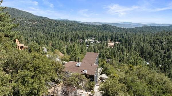 25430 Fernleaf DR, Idyllwild, CA 92549