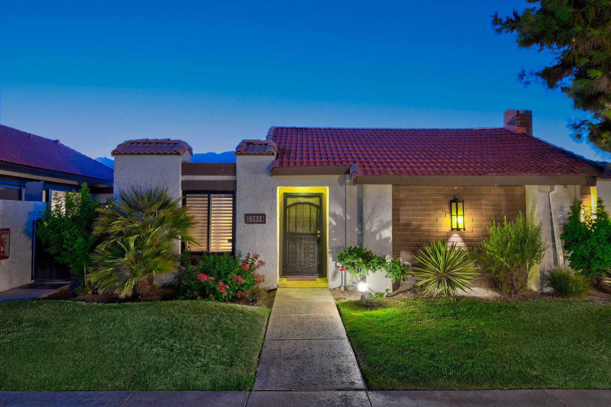 2360 Miramonte CIR #B, Palm Springs, CA 92264