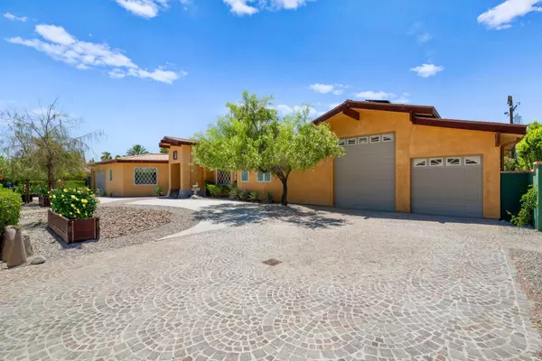 1165 E Via Altamira, Palm Springs, CA 92262