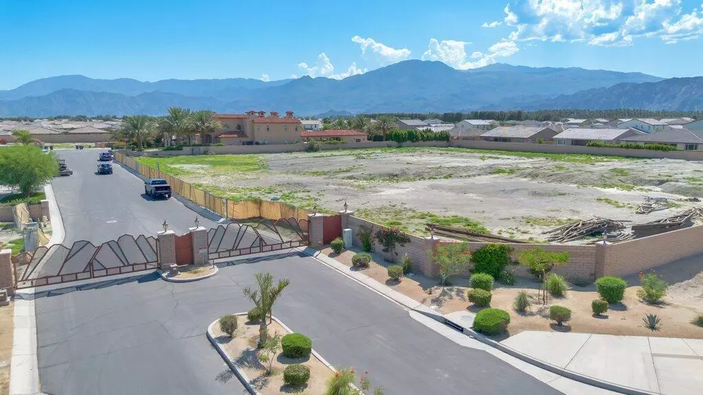 Indio, CA 92201,50045 Vista Montana CT