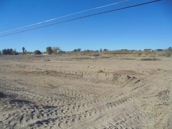 Blythe, CA 92225,9 Acres N 7th ST