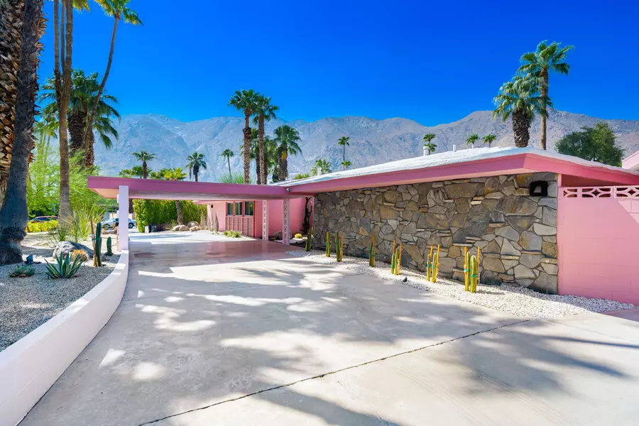 1101 N Via Monte Vista, Palm Springs, CA 92262