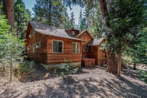 Idyllwild, CA 92549,25085 Fern Valley RD