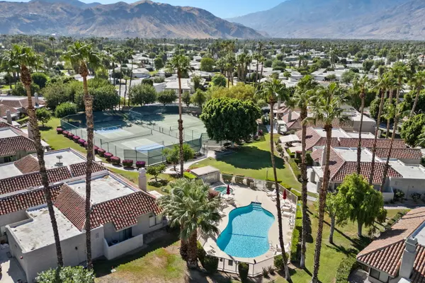 Palm Springs, CA 92264,975 Saint George CIR #B