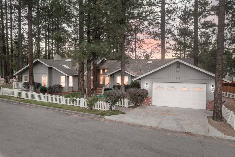 210 Pinecrest DR, Big Bear Lake, CA 92315