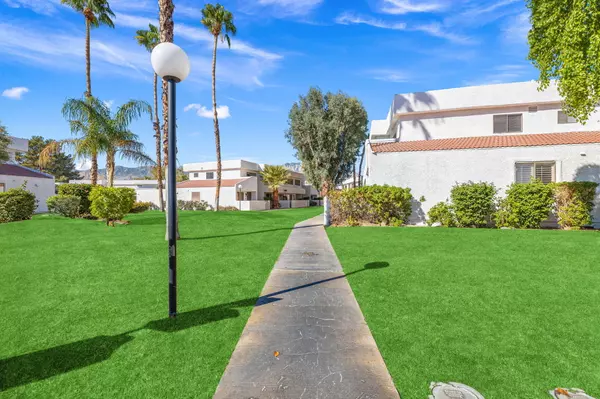 Rancho Mirage, CA 92270,69657 Cara WAY