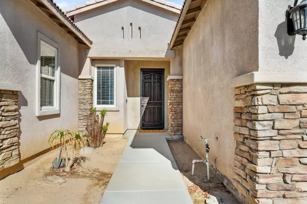 13719 Calle Amapola,  Desert Hot Springs,  CA 92240