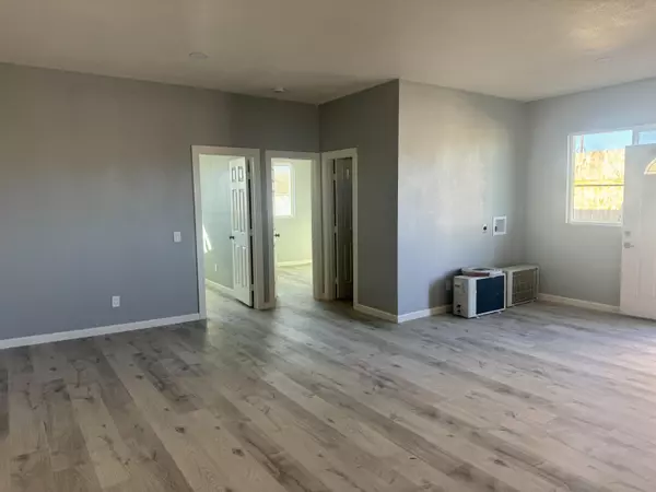 Thermal, CA 92274,2405 Monterey Unit#2 AVE