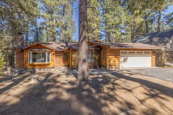 Big Bear Lake, CA 92315,39088 Robin RD