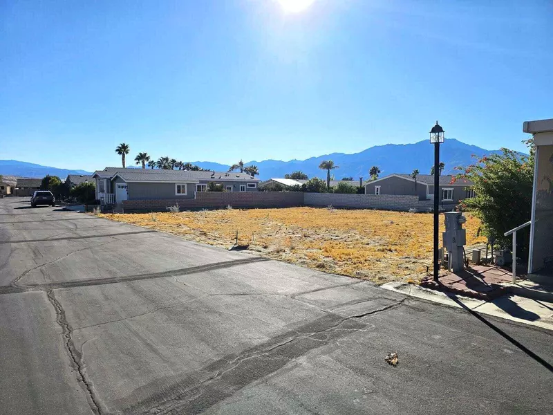 69525 Dillon Rd. #111, Desert Hot Springs, CA 92241