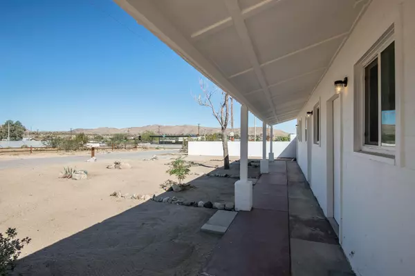 Joshua Tree, CA 92252,62091 Valley View CIR