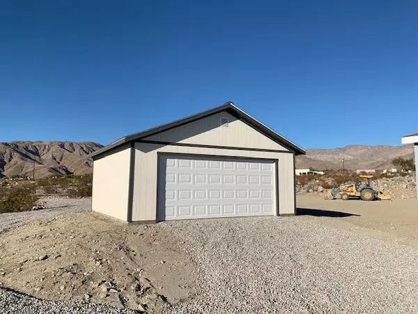 Desert Hot Springs, CA 92241,21460 Penny LN