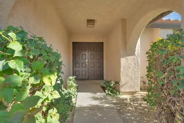 Cathedral City, CA 92234,27176 Shadowcrest LN