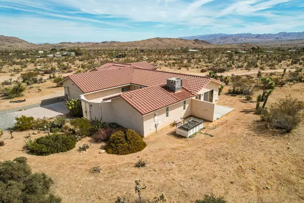 Yucca Valley, CA 92284,58979 Los Coyotes DR