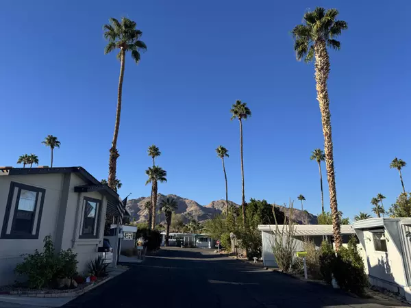 Palm Desert, CA 92260,24 Lazy B DR