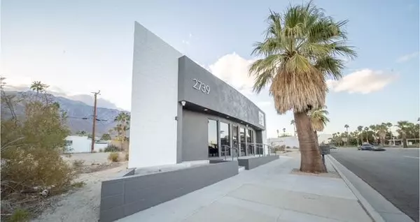 Palm Springs, CA 92262,2739 N Palm Canyon DR