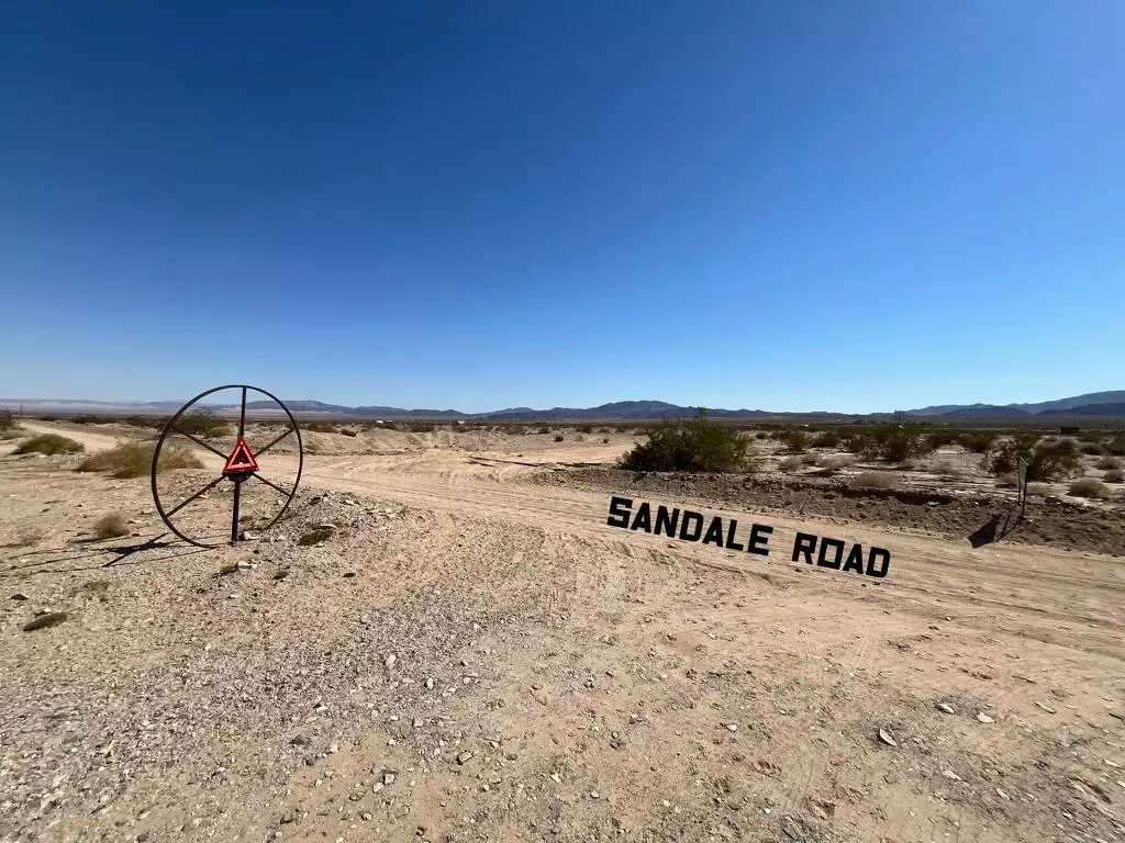 29 Palms, CA 92277,0 Sandale RD