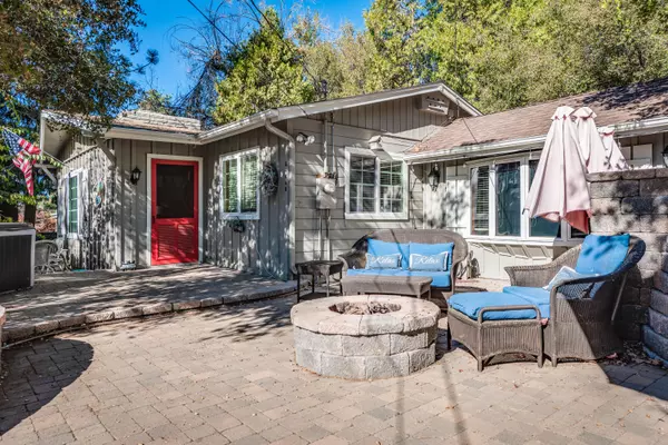 Idyllwild, CA 92549,54440 Valley View DR