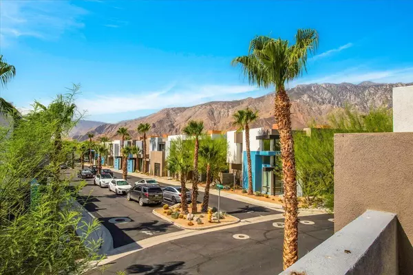 Palm Springs, CA 92262,212 Breeze LOOP