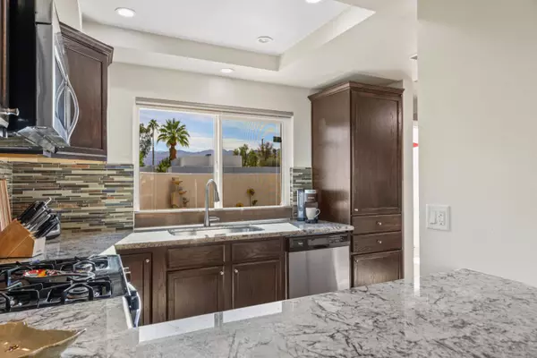 5949 Paradise PLZ,  Palm Springs,  CA 92264