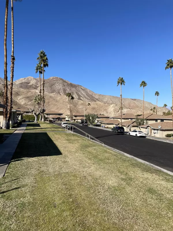 Palm Desert, CA 92260,72685 Raven RD #3