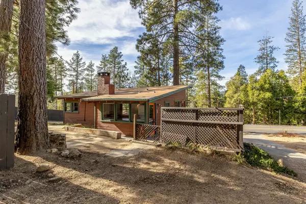 Idyllwild, CA 92549,55295 S Circle DR