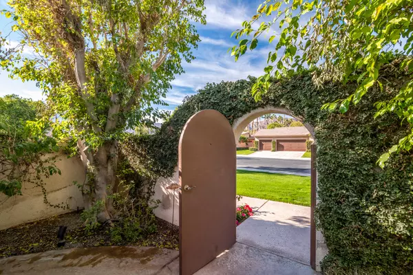 La Quinta, CA 92253,78945 Via Ventana