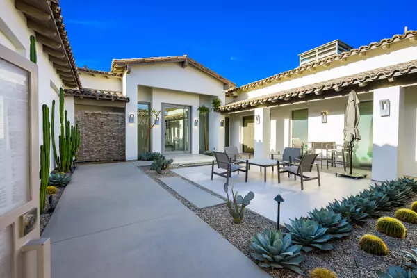 La Quinta, CA 92253,80770 Via Montecito