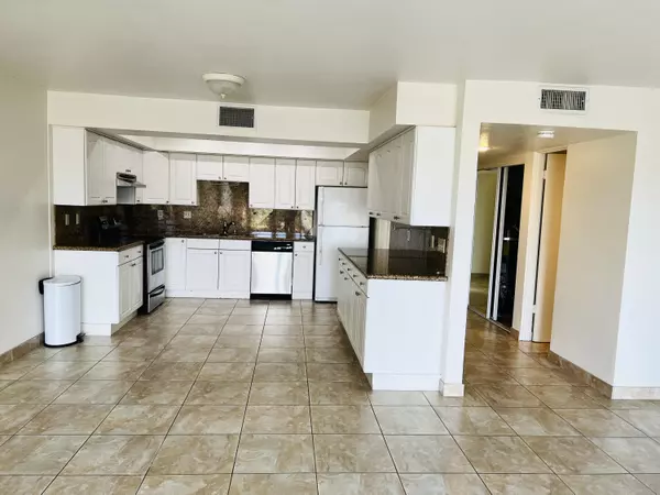 Rancho Mirage, CA 92270,69786 Stellar DR