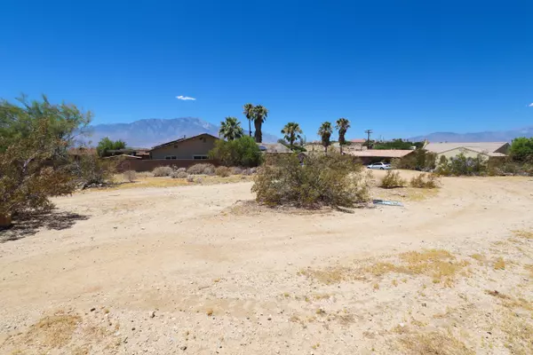 10 Quinta WAY, Desert Hot Springs, CA 92240