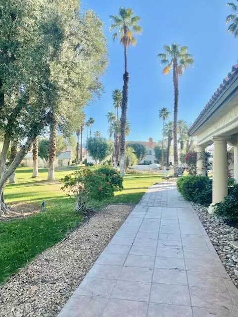 Palm Desert, CA 92211,102 Desert Falls Dr DR E