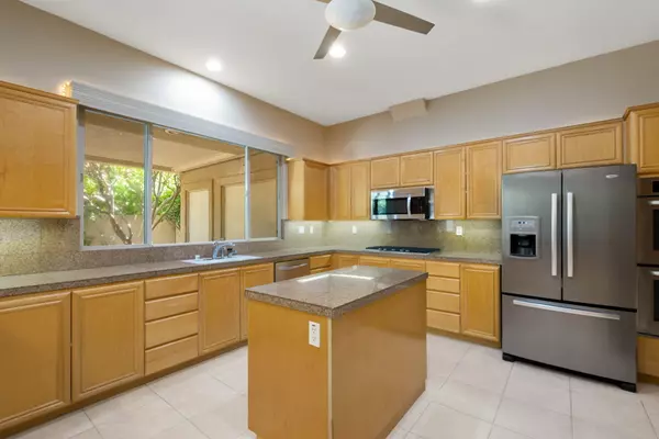 Rancho Mirage, CA 92270,240 Kavenish DR